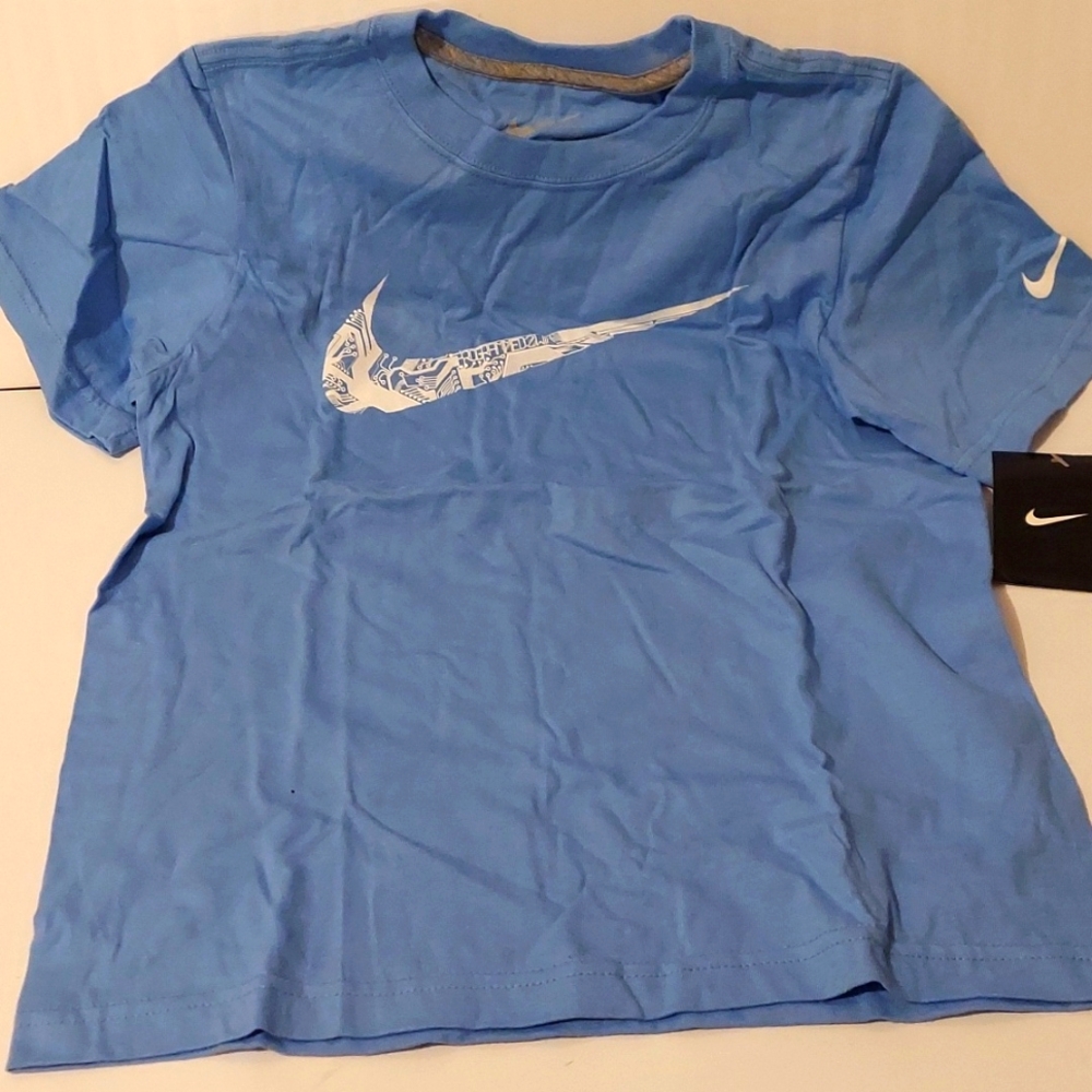 NIKE BOYS T-SHIRT